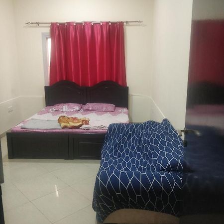 Furnished Apartment Dubái Exterior foto